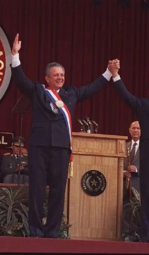 transicion-rodriguez-der-entrega-el-poder-wasmosy-electo-primeras-elecciones